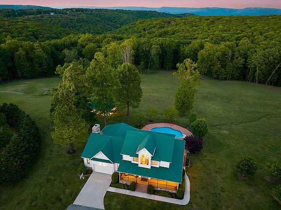 8th image of 933 John Henry Lewis Rd