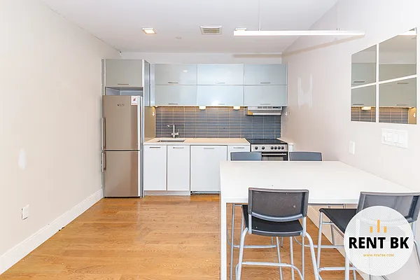 Rented by RENTBK LLC | media 1