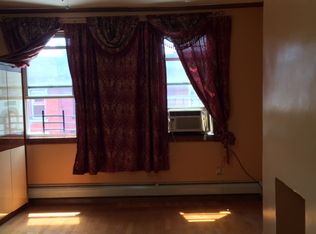 712 Manhattan Ave APT 3, Brooklyn, NY 11222