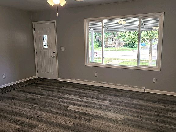 Spacious family room