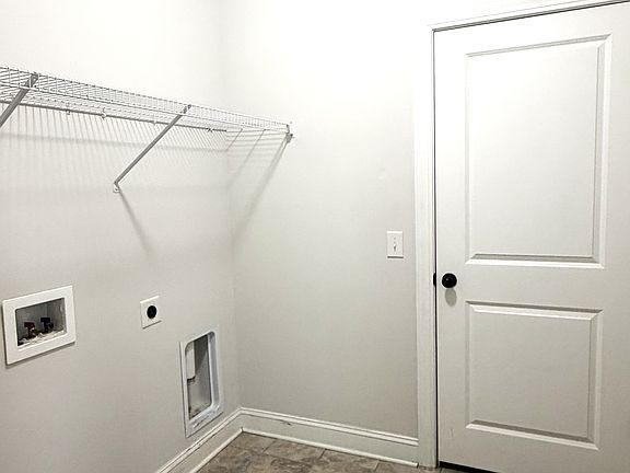 2nd image of 3950 Sage Dr