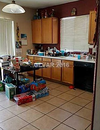5th image of 6444 Kilrenny Ave