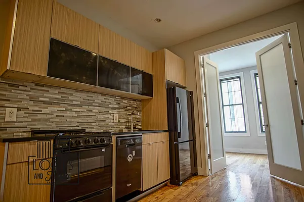 Rented by Lofts and Flats LLC | media 30