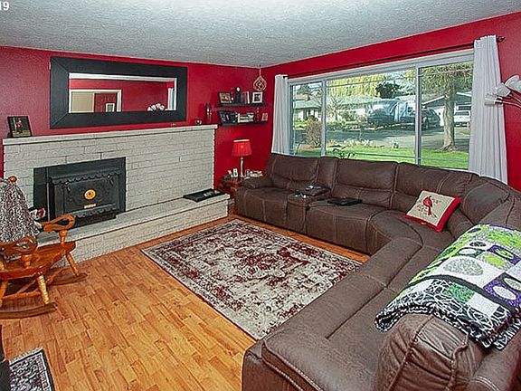 2nd image of 8801 NE 59th St