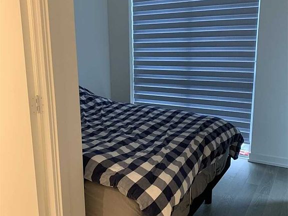 2nd image of 1 Yorkville Ave #3212