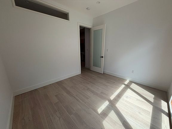 3rd image of 582 E 138th St #1