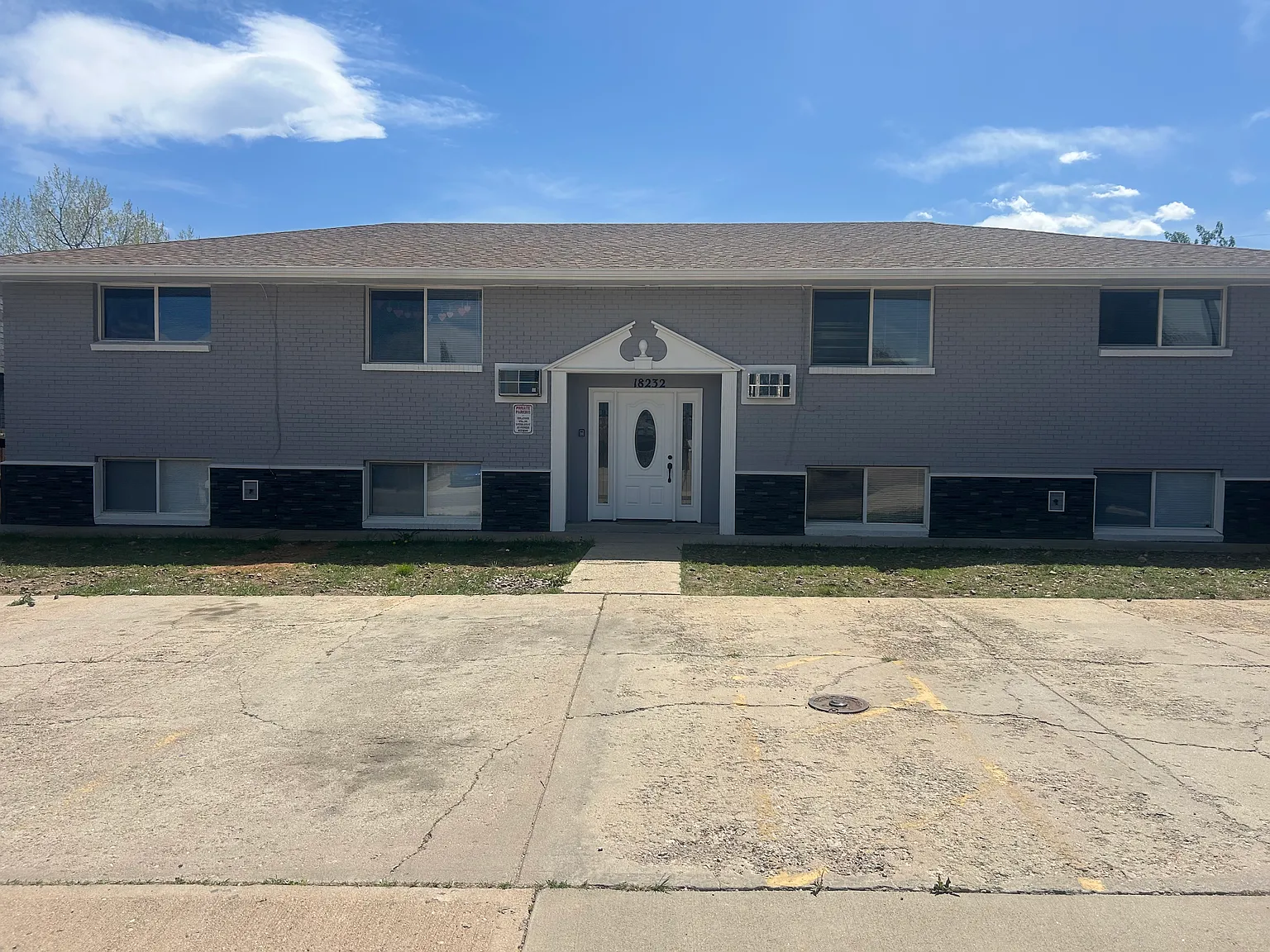 18232 W 3rd Pl — Photo 1