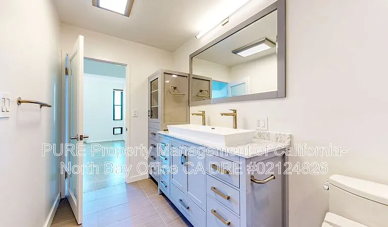 1 Daniel Burnham Ct #824 — Photo 34