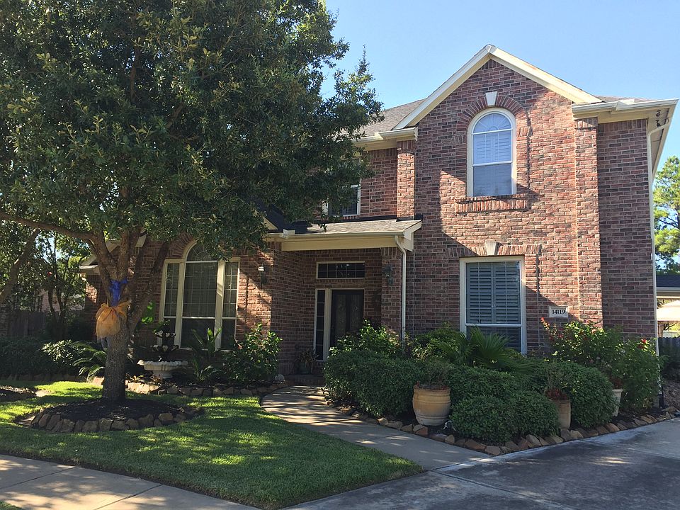 1st image of 14119 Sherburn Manor Dr