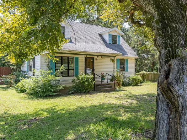 925 Angies Xing, Tool, TX 75143