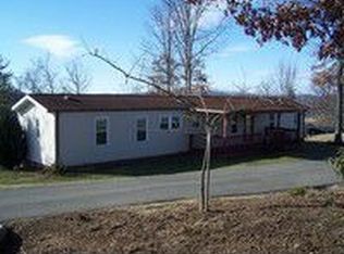 2405 Deerhaven Rd, Galax, VA 24333