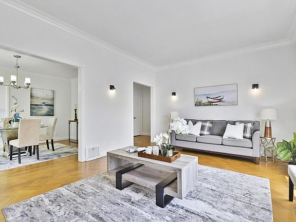 4th image of 40 Schwerin St