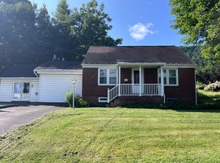 2 Chadwick Rd, Binghamton, NY 13903