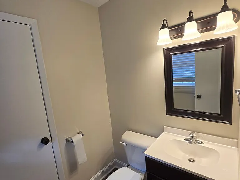 6343 Paddington Ct — Photo 8