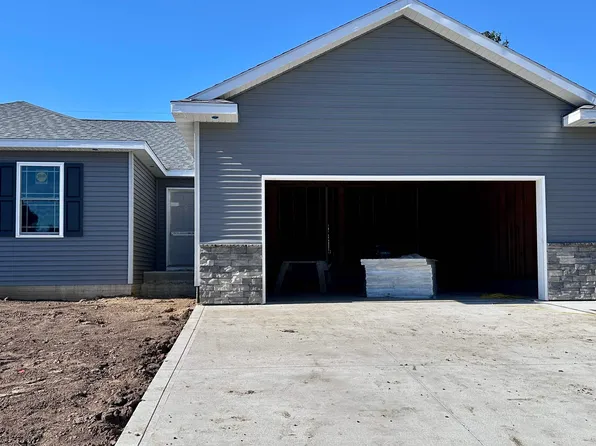 610 Meredith Ln, Moville, IA 51039