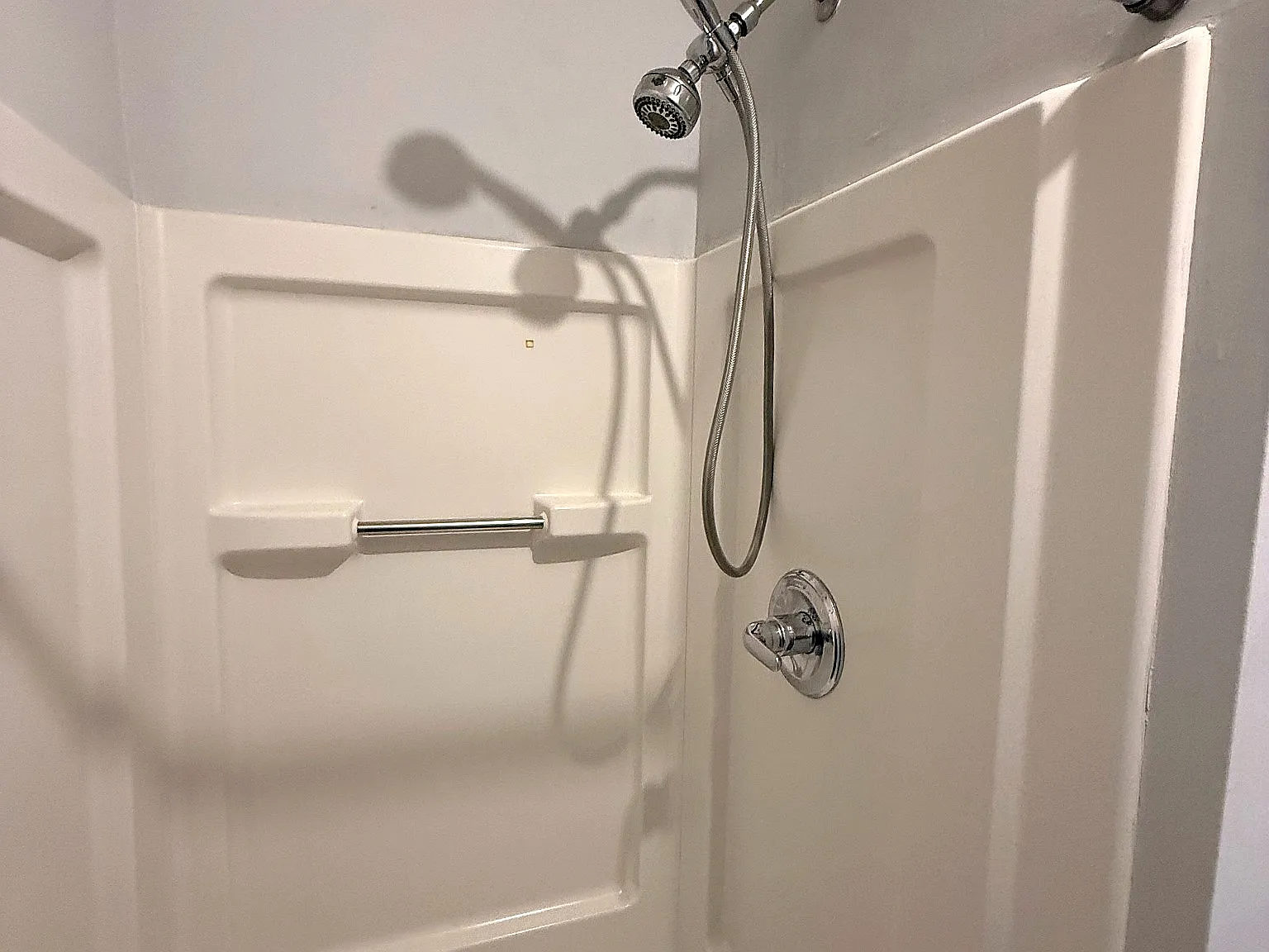 2 bed, 1298 sqft, $1,700 — Photo 3