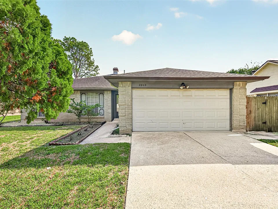 2803 Fir Crest Ct