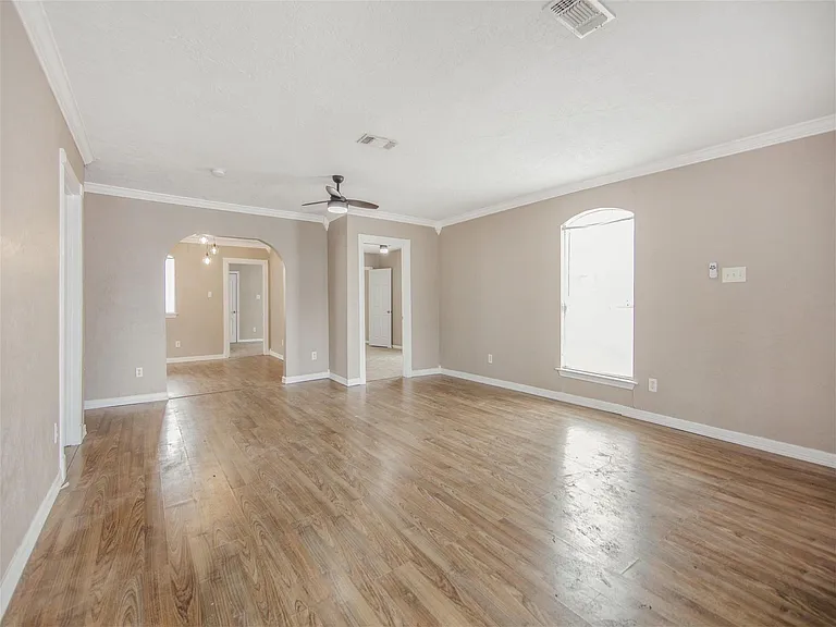5108 Clay St — Photo 8