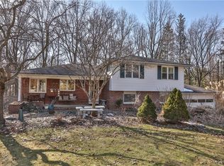 35 Mill Valley Rd, Pittsford, NY 14534