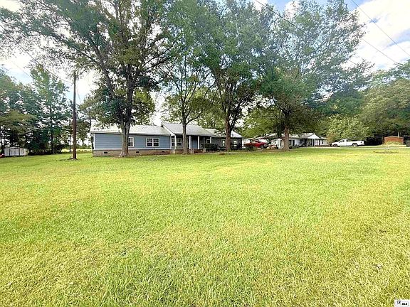 3rd image of 196 Houston Dr