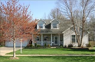 1st image of 1423 Essex Dr