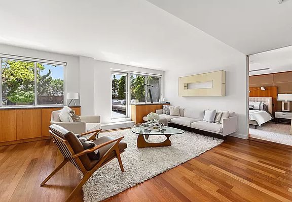 2nd image of 340 E 80th St APT 18E