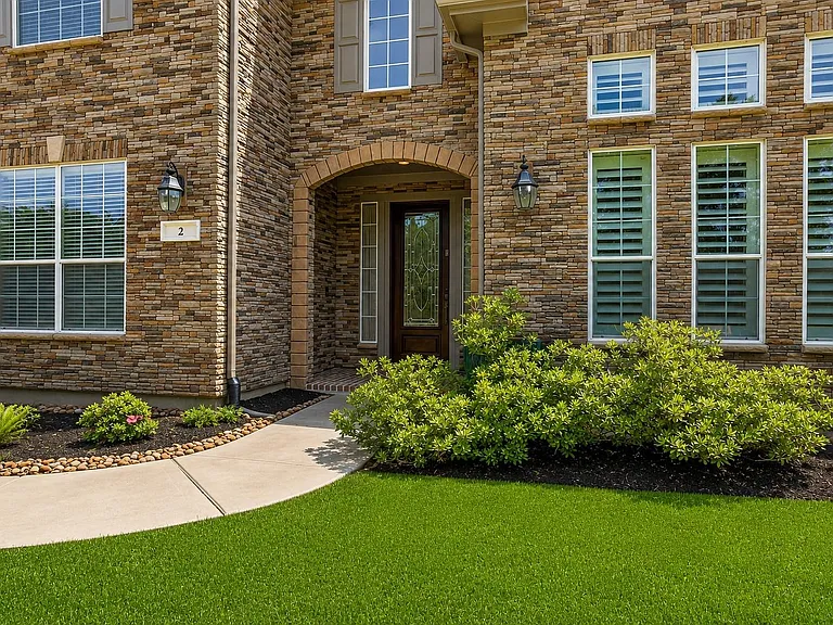 2 Folklore Ct — Photo 15