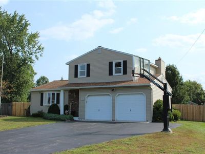 7970 Davis Rd N, Clay, NY, 13041