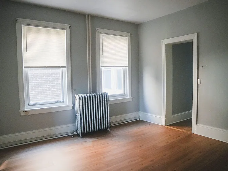 1055 Washington Street — Photo 5