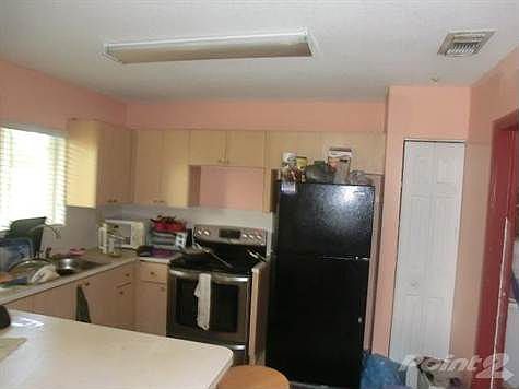 3rd image of 1751 NW 206th St