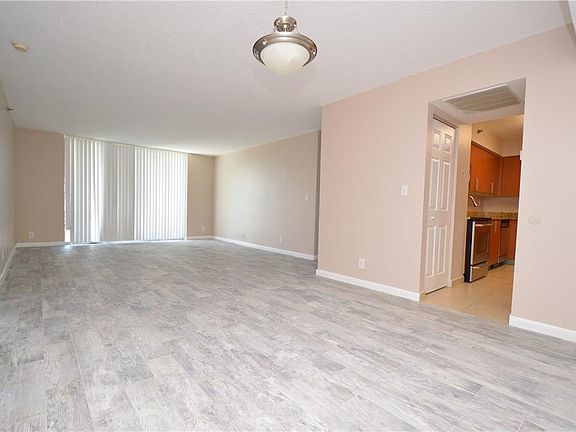 3rd image of 3300 NE 192nd St APT 1300