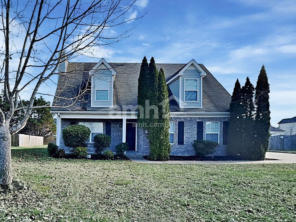 1st image of 1821 Saint Andrews Dr