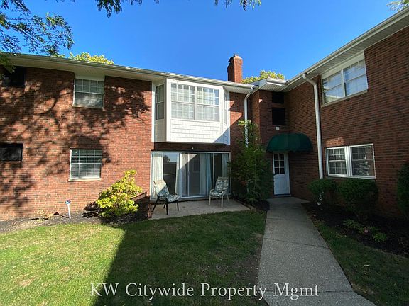 3rd image of 2888 Pease Dr #109B