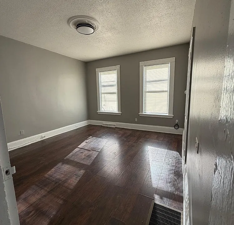 262 James St #1