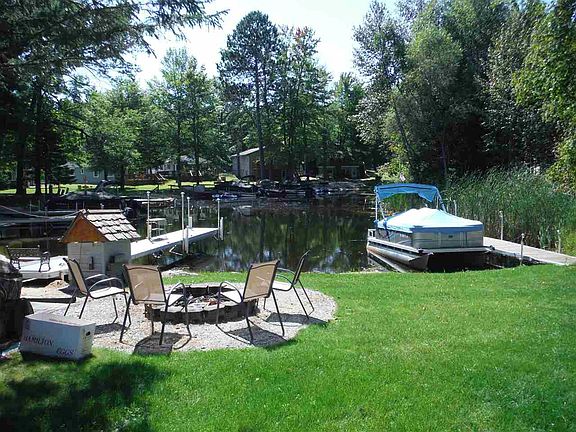 4th image of 105 Wavewood Ct