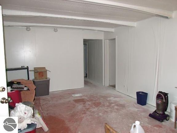4th image of 1621 W 8th St