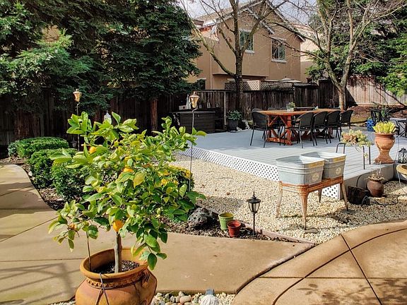2nd image of 114 Vierra Cir