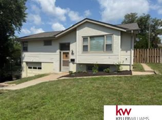 723 Dublin Dr, Papillion, NE 68046
