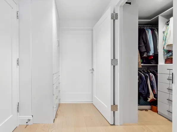 37-14 34th Street image 4 of 6