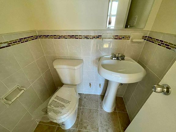 5th image of 64-41 Saunders St #2117