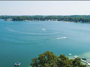 4595.5 E Shore Dr SE, Caledonia, MI 49316