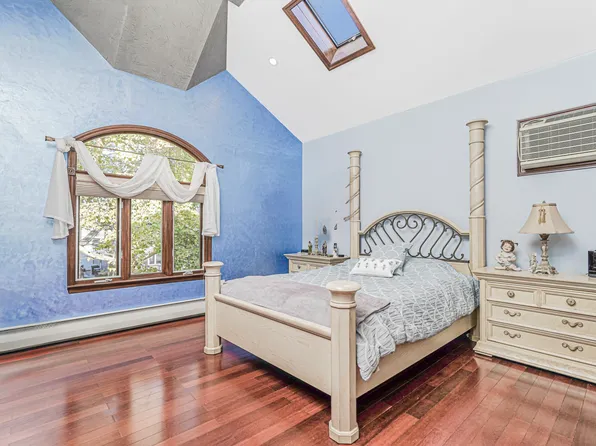 1458 81st Street image 15 of 36