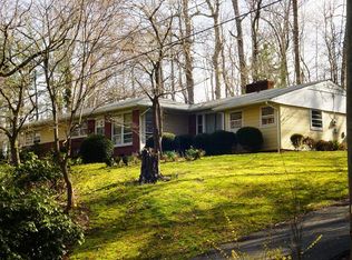 228 Oakwood Dr, Elkin, NC 28621