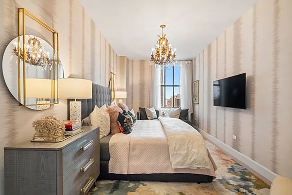 Rented by Douglas Elliman | media 47