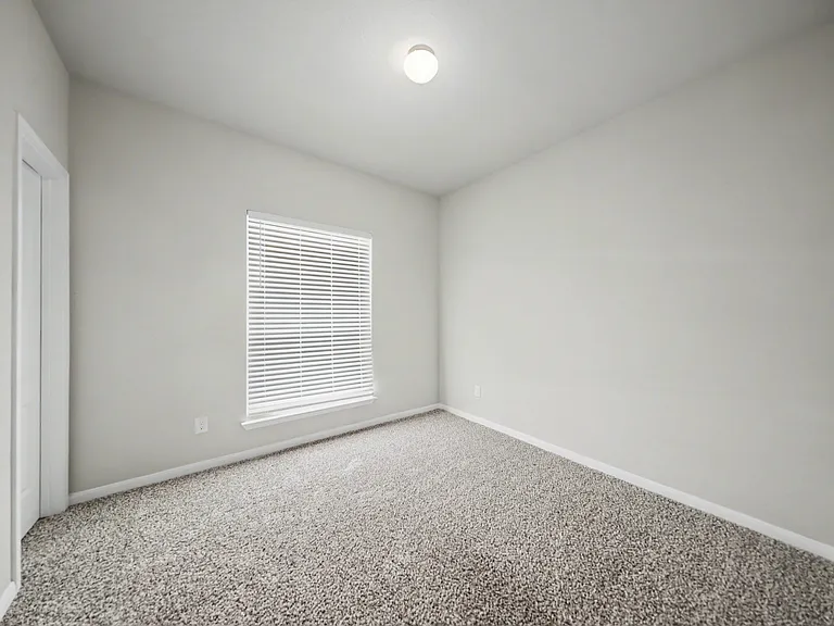 7508 Hudson Grove Dr — Photo 16