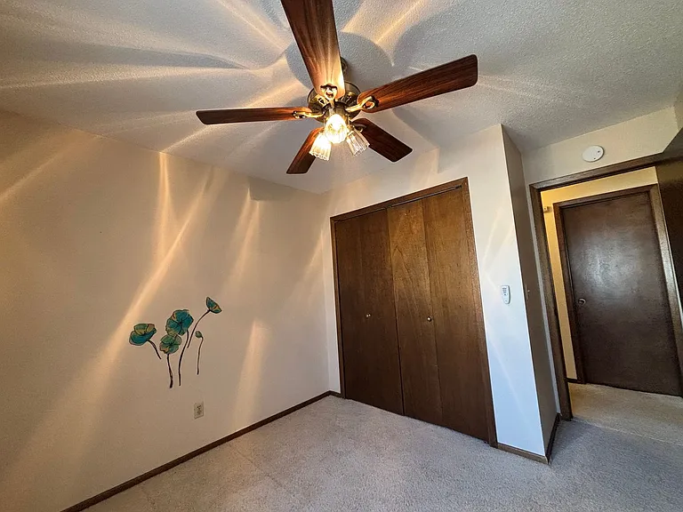 4285 Evergreen Dr — Photo 34