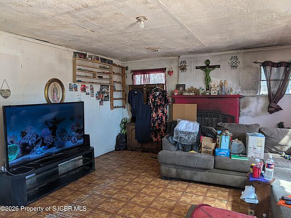 3rd image of 131 S Gower Rd