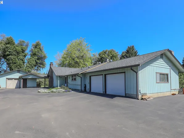 1313 Quail Ln, Roseburg, OR 97471