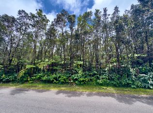 10th St Lot 914, Volcano, HI 96785