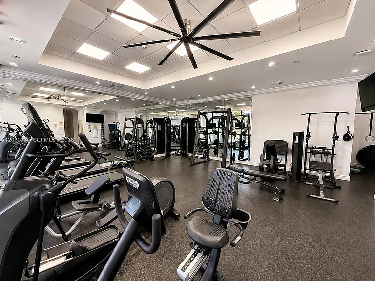 8855 Collins Ave #6H — Photo 23